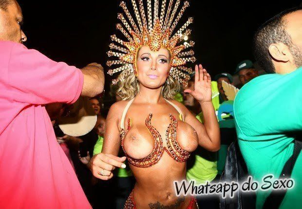 gostosas semi nuas desfilando no carnaval no Brasil confira agora mesmo (21)