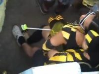 Casal flagrado transando no meio da rua durante carnaval 2015