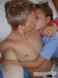 Caiu no whatsapp fotos de novinha com putaria nas férias