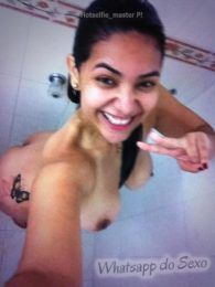 Caiu no whatsapp novinha muito safadinha