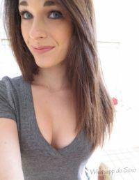 Magrinha muito gostosinha com fotos quentes