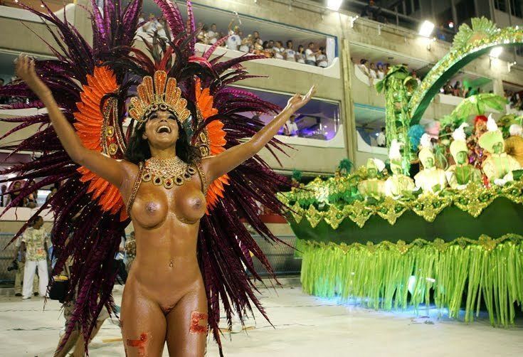Fotos de famosas peladas nuas no carnaval 2016 (12)