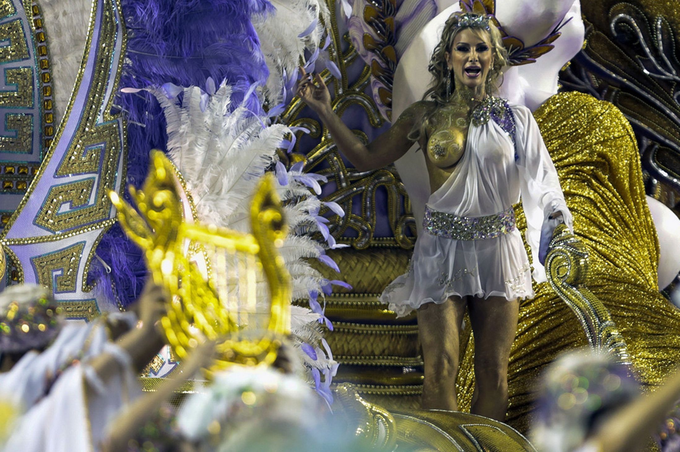 Fotos de gostosas nuas no carnaval 2016 (12)