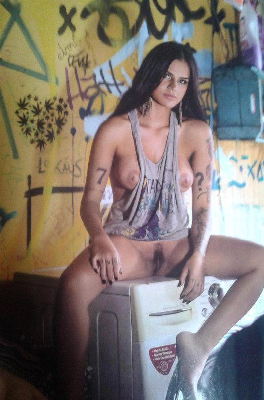 Fotos da Mylah Rocha nua na revista sexy (17)