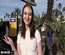 Ninfetinha da buceta peluda fudendo no primeiro encontro