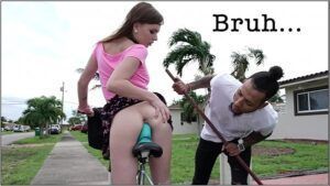 Novinha safadinha dando para o novo amigo que conheceu